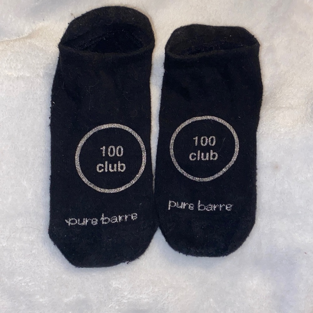 100 club Pure Barre sticky socks small
